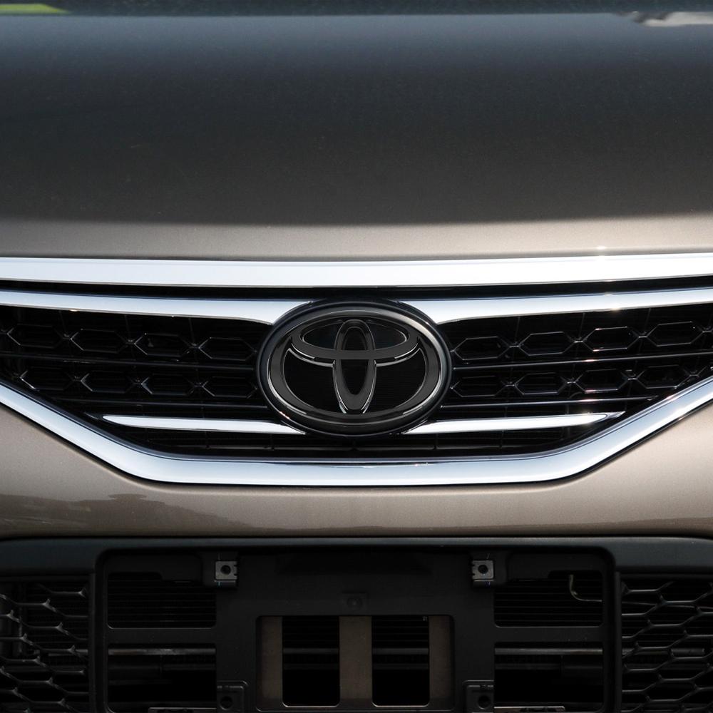 3D Передняя решетка капота автомобиля Значок на капот Логотип на бампер Декоративный аксессуар Для Toyota Corolla Camry RAV4 Hilux Prius Avensis Auris