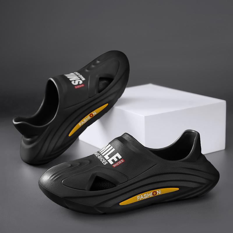 Новые летние пляжные туфли для пар, мужские туфли с отверстиями, сандалии легкие и мягкие, большие размеры