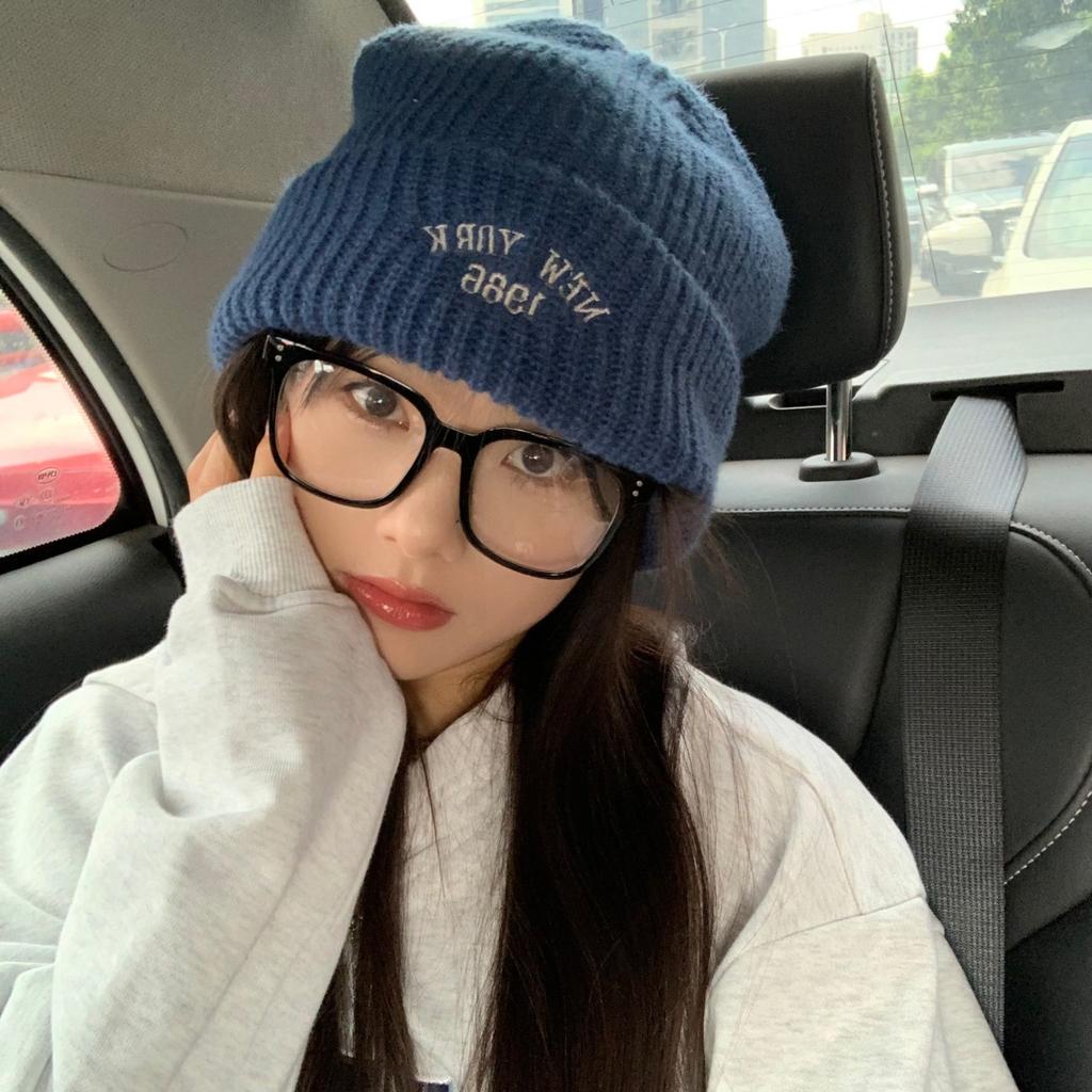 Модная вязаная шапка осенне-зимнего стиля, утолщенная теплая, для большого обхвата головы, подчеркивающая лицо, маленькая шерстяная шапка-пуловер с защитой ушей