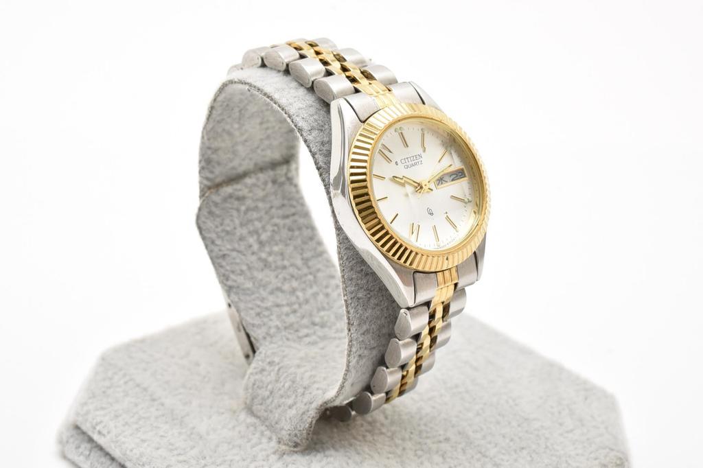Used CITIZENWatches Silver/gold Stainless Steel Women