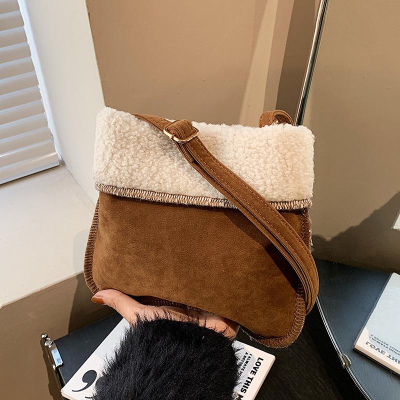 Lamb Wool Plush Bag Women's 2024 New Autumn and Winter Messenger Large-capacity Bucket Bag Versatile Shoulder Tote Bag