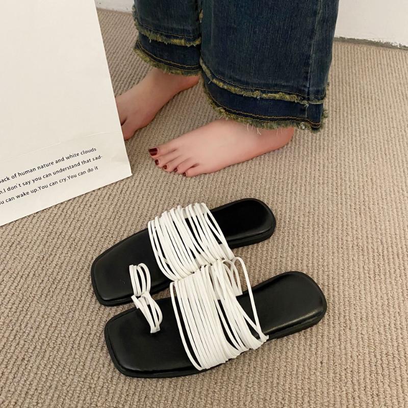 Fashion 2024 Summer New Large Size Women Shoes European and American Fashion Square Head Woven Thin Strap Flat Sole Beach Slippers Women