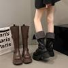 Два носить платформу рыцарские сапоги женские 2025 осень и зима новые коричневые, но сапоги до колена толстый каблук тонкие сложенные ботинки Мартина
