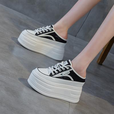 Женская обувь – Кроссовки