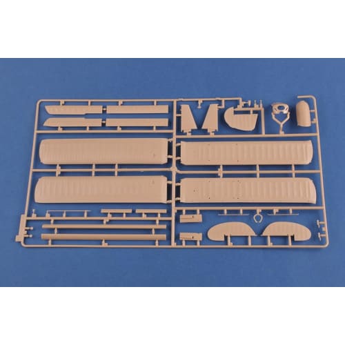 Hobby Boss 1/35 Масштаб Серия Самолетов Немецкий Fieseler Fi156 C-3/TROP Storch Пластиковая Модель 80181