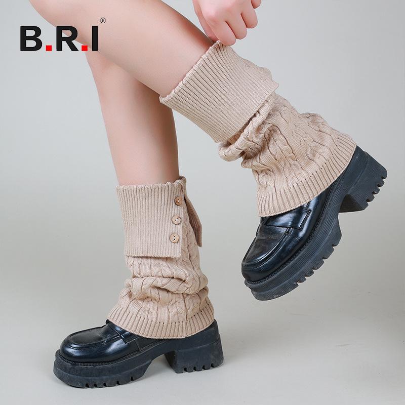 Autumn-Winter Merard Cable Knit Button Leg Warmers - Scrunched Mid-Calf, Thick, Warm, Japanese Retro Style.