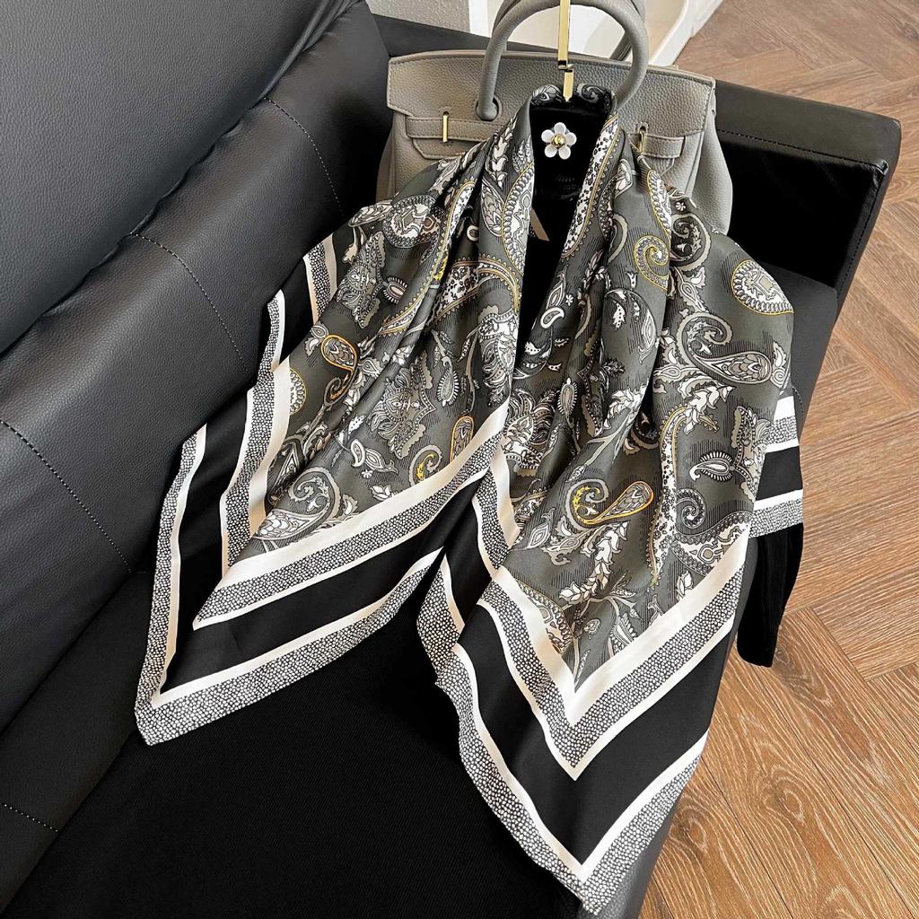 Color block silk scarf Korean version printing color matching scarf twill silk large square scarf 91x91cm shawl sunscreen travel headscarf