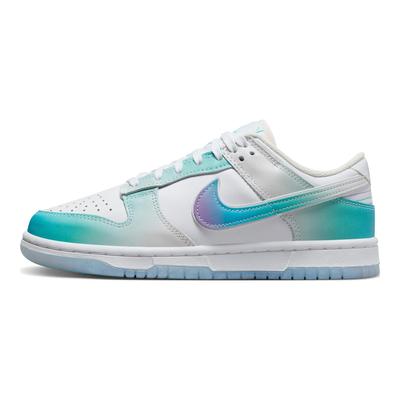 Женские кроссовки Dunk Low Unlock Your Space Бело-голубой Phantom FJ7743-194