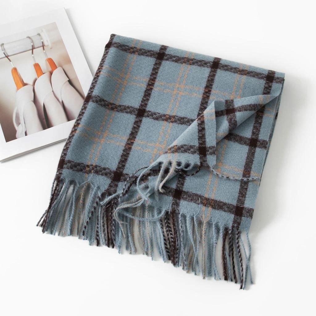Faux Cashmere Scarf with Plaid Pattern, Thick and Warm, Long Length, Perfect for Autumn and Winter Seasons.