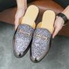 Роскошный дизайнерский бренд Мужские кожаные золотые черные сандалии Полупайеточная обувь для мужчин Мюли Повседневная обувь Шлепанцы Лоферы Тапочки