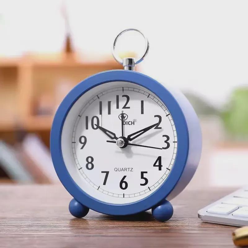 5-дюймовый бесшумный ретро-металлический будильник: Настольные часы в европейском стиле для гостиной или спальни