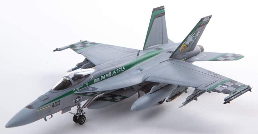 Doyusha Пластиковая модель ВМС США Super Hornet Chippy Ho Пластиковая модель 1/72 Потрясающе! № 7 F/A-18E VFA-195 Цветовая кодировка