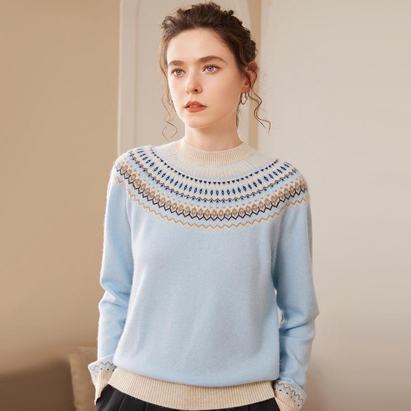 Women's Retro Ethnic Round Neck Cashmere Stripe Long-Sleeve Jacquard Base Layer Shirt