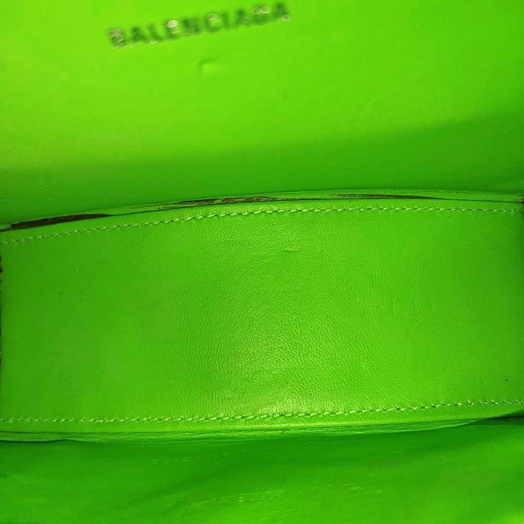 [Б/У] Balenciaga Xs Hourglass Сумка с верхней ручкой 'Флуоресцентный зеленый' - Очень хорошее состояние #62LFLC