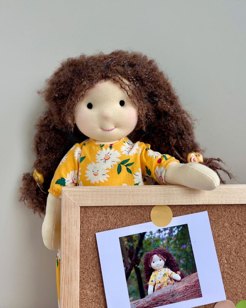 BlissfulPixie Вальдорфская кукла ручная работа Вальдорфская кукла - Дагмар 30 см Мягкая девочка Милая мягкая игрушка Идеальная кукла для детей