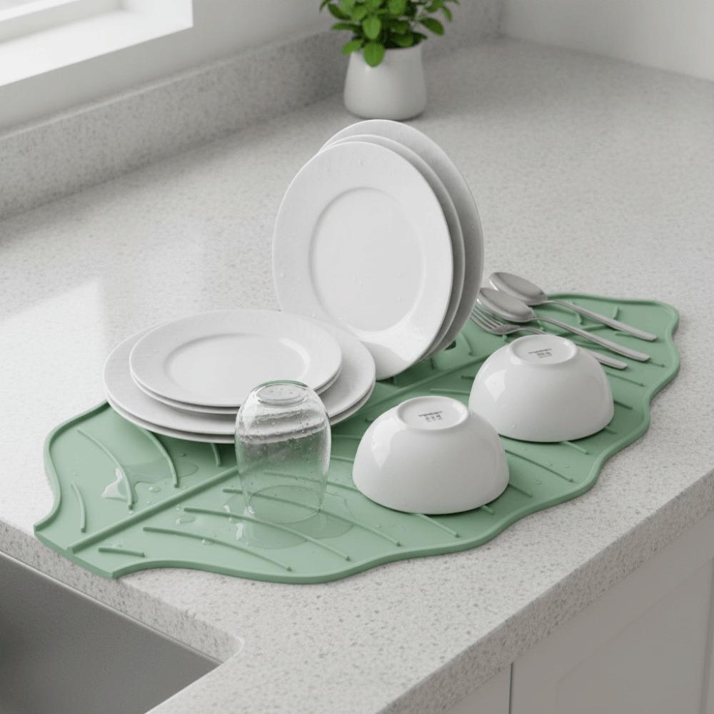Silicone Leaf Shape Kitchen Dish Draining Mat Non-Slip Pot Holder Kitchen Utensil