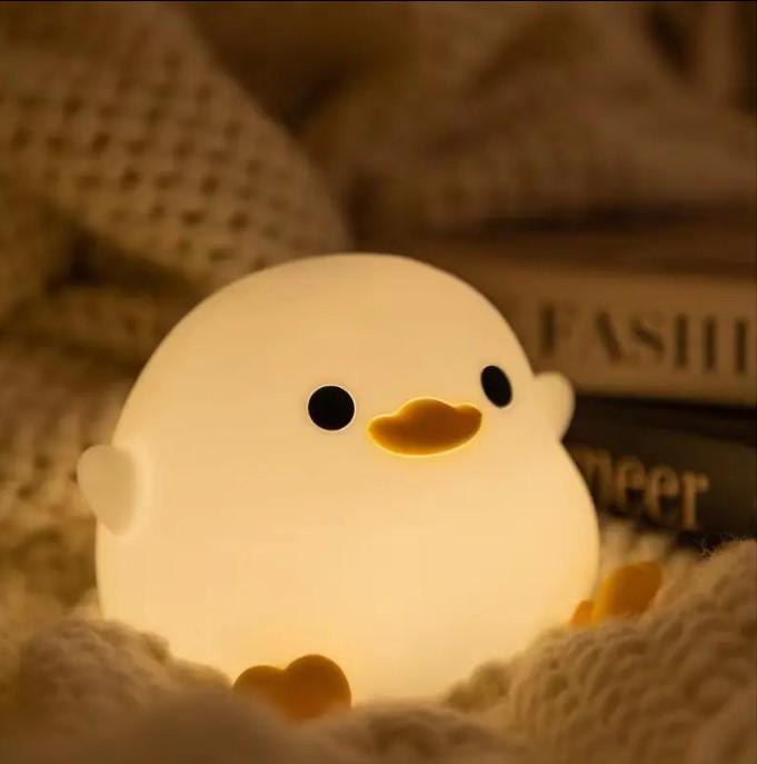 Duck-shaped lamp Cute silicone duck USB night lamp