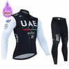 Комплект зимней велоформы команды ОАЭ с термофлисом и велоштанами с лямками