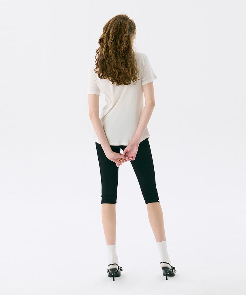 JUNEJUNE SPACE Henry Neck Half T_White