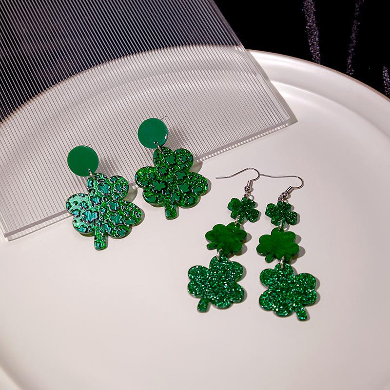 Silver Needle Mori Style Four-Leaf Clover Acrylic Earrings - Fresh, Elegant, Green Shamrock Design