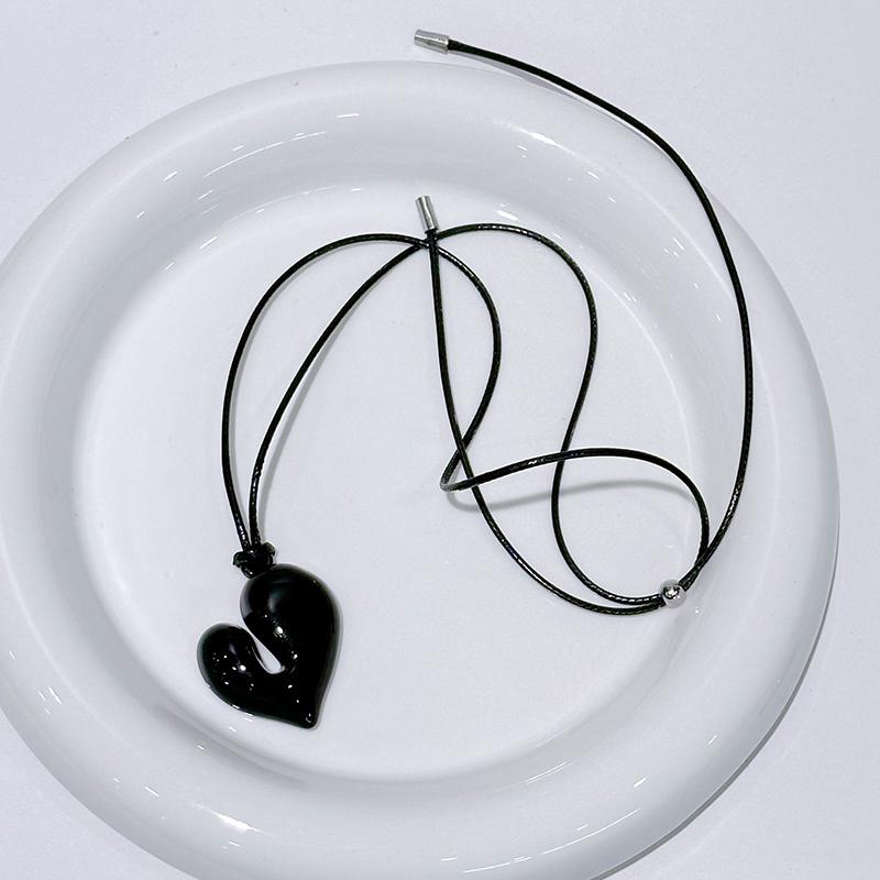 Irregular Heart Pendant Necklace For Women Girls Sweet Adjustable Pull-Out Sweater Chain Jewelry Accessories Gifts