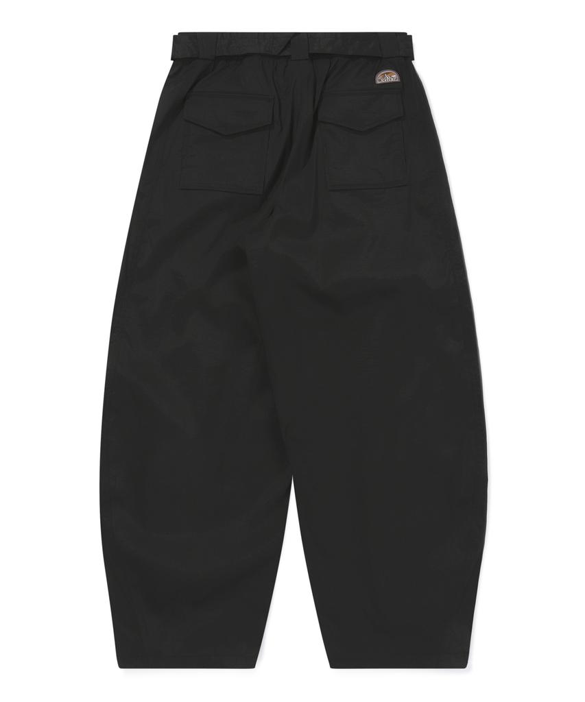 BBC EARTH Curved Belt Pants Black