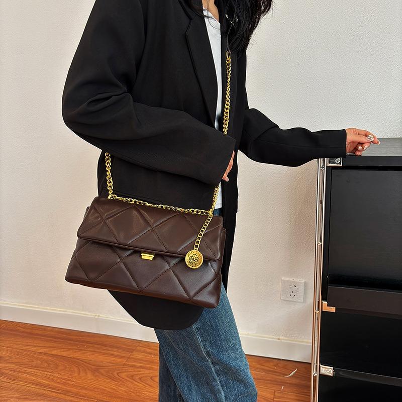 Ретро простая сумка женская новая нишевая ромбовидная цепочка маленькая квадратная сумка высококлассная модная сумка на плечо