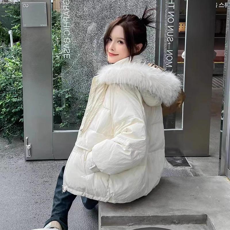 Raccoon Fur Collar Down Jacket Women's 2025 Winter New Fashion Warm Loose Small White Duck Down Bread Clothes Tide