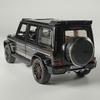 1:24 Mercedes Benz G800 Внедорожник Diecast Модель Сплав Металл Автомобиль DIY Настольные Дисплеи Дом Модные Игрушки Украшения Звук и Свет