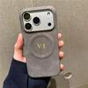 Индивидуальное Имя Ретро Чехол из Искусственной Кожи с Магнитом и Беспроводной Зарядкой для iPhone 17 16 15 14 13 Pro Max 17 Air Горячее Золотое Тиснение