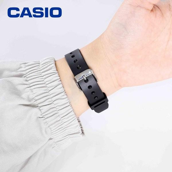 Универмаг AS доступен Casio Mini Black Marlin Urethane Watch 36 мм