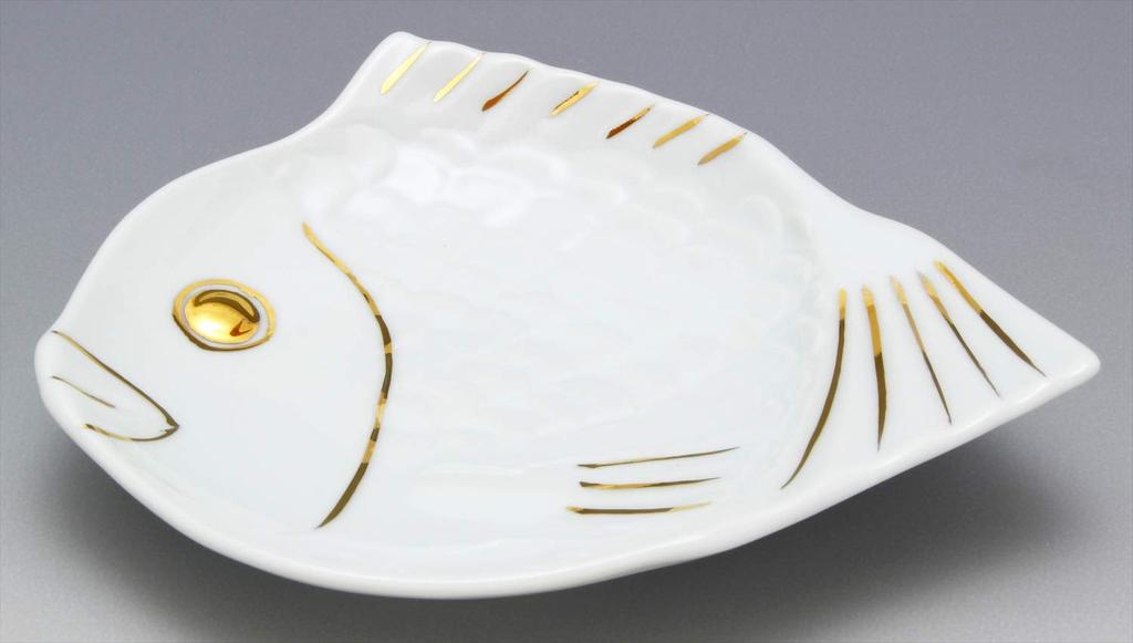 Арита Яки Печь Озияма Маленькая тарелка в форме морского леща, платина