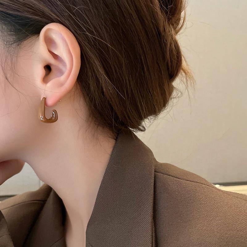New Korean Vintage Enamel Stud Earrings for Women French Romantic New In Jewlery Simple Female Party Earrings for Women Gifts