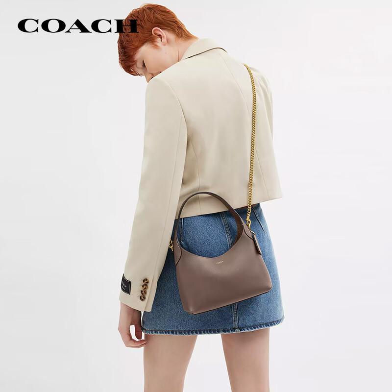 Женская кожаная сумка через плечо COACH BROOKLYN 23