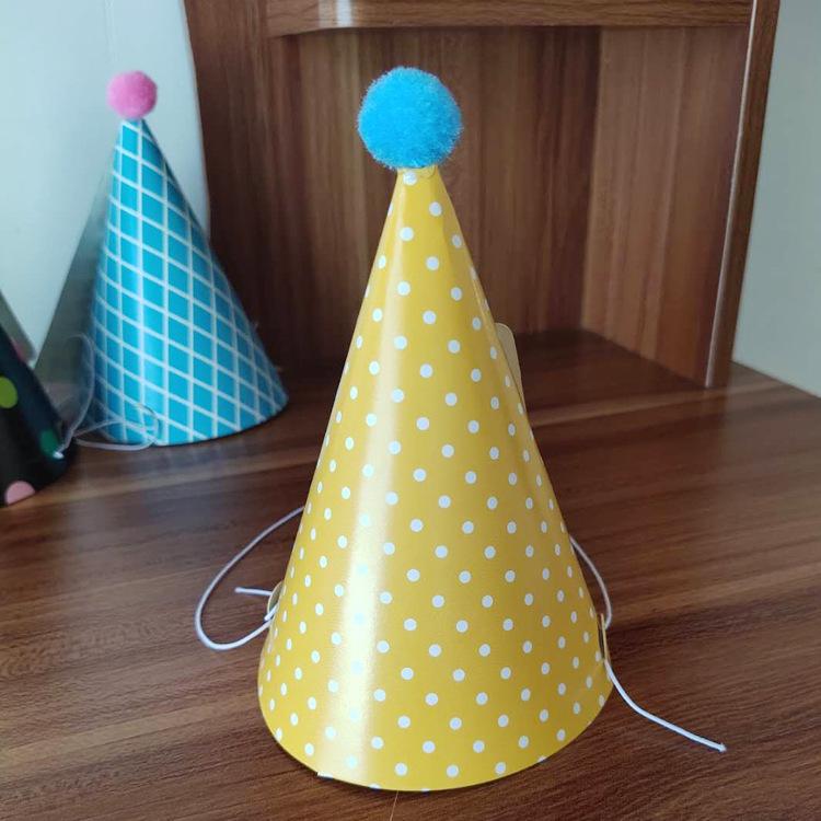 Xiaohongshu Style Birthday Hat & Cake Decorations - Fun Photo Props for Baby's First Birthday