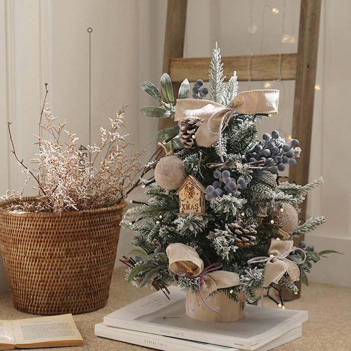 Рождественский стол, светодиодная новогодняя елка, елочные украшения, праздничные украшения, рождественские украшения, настольные украшения.