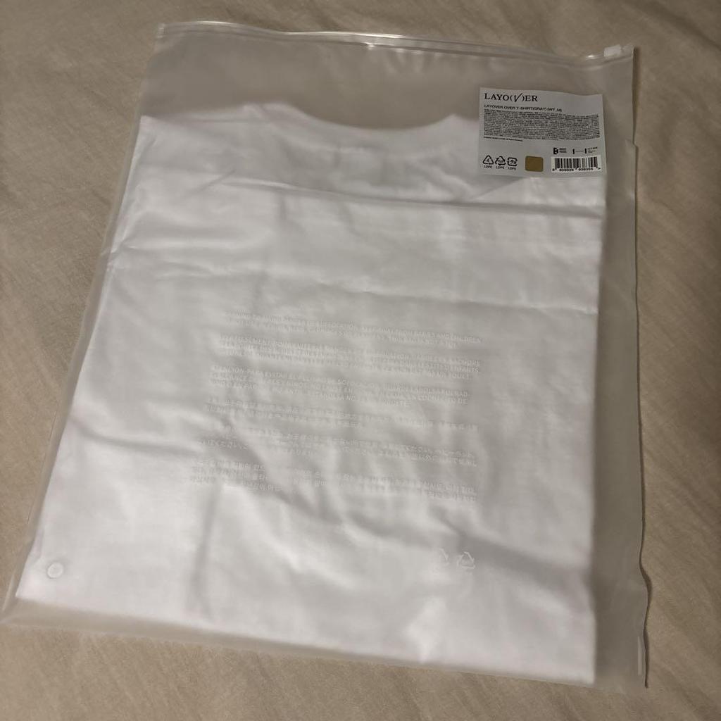 [USED] BTS V LAYOVER T-shirt