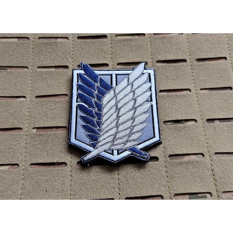 Нашивка Attack On Titan с вышитыми нарукавными повязками Wings Of Liberty из ПВХ, резиновые нашивки для тактического рюкзака, японская наклейка-аниме
