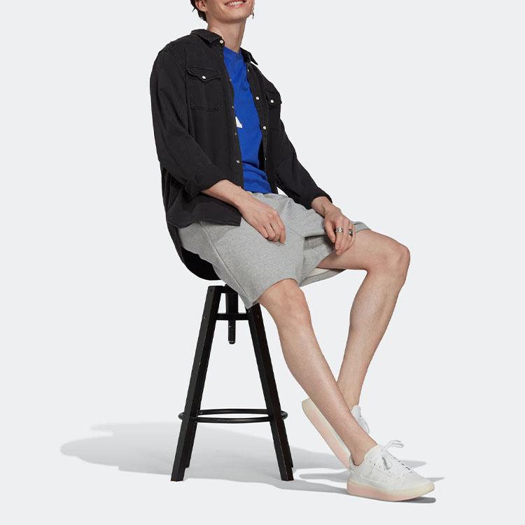 adidas Повседневные шорты мужские серые средние HN1932