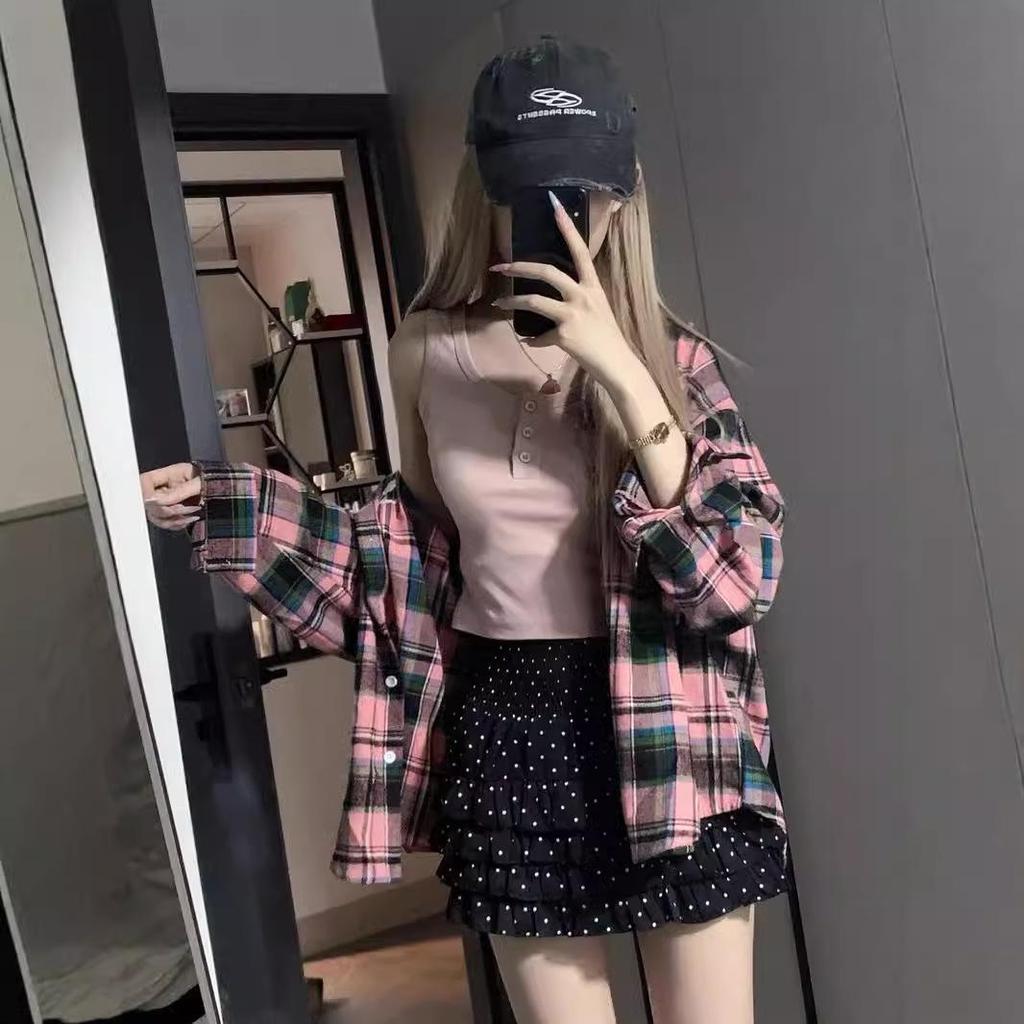 Women's Summer Sun Protection Plaid Shirt Jacket - 2024 Oversized Long-Sleeve Retro Top for Early Autumn.