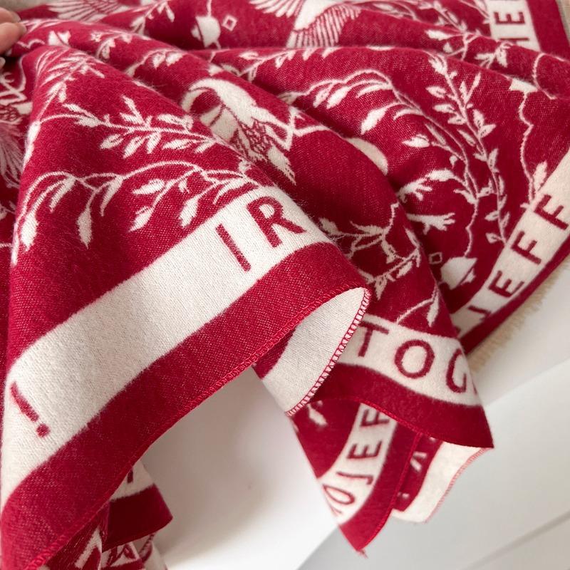 Retro Printed Letters Light Luxury Warm Coat Shawl Thickened Neck Protection Scarf Temperament Autumn and Winter Cold Women