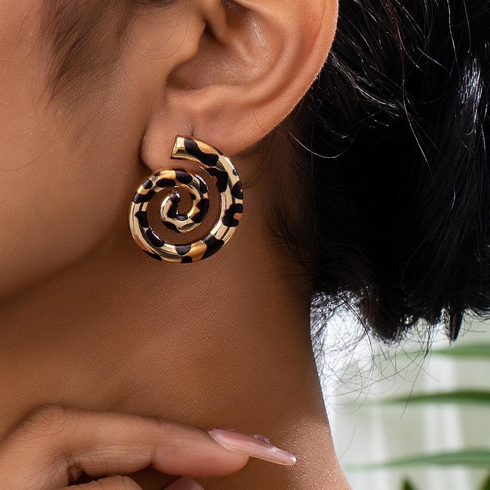European and American Geometric Spiral Earrings