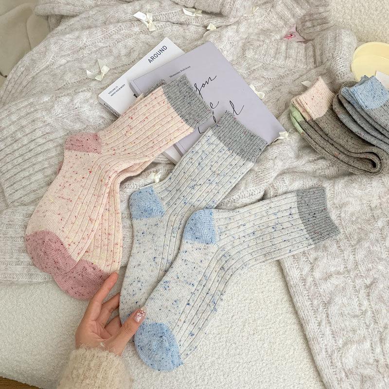 Женские шерстяные носки средней длины, стиль осень/зима, узор в горошек, японско-корейская мода, теплые и стильные.