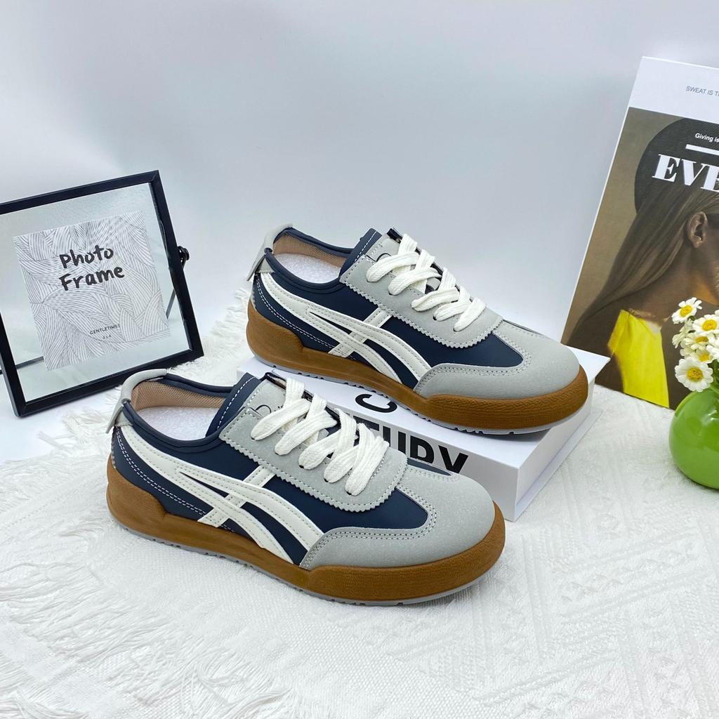 2025 Spring and Summer New German Training Sports and Leisure Board Shoes Niche Versatile Explosion Original Forrest Gump Shoes White Shoes Women's