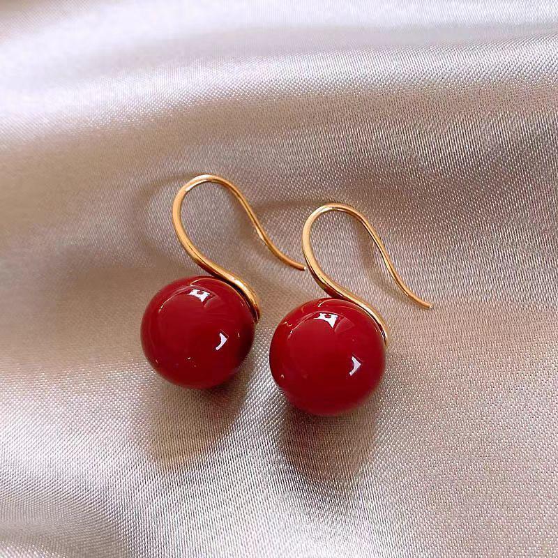 Korean Fashion Cute Pearl Earrings: Sweet, Simple, Ins Style Bread Bead Ear Cuffs for Women