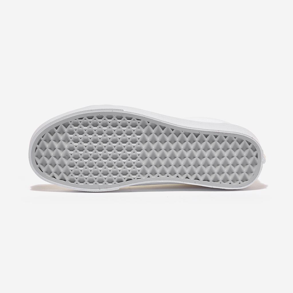 Олдскул — настоящий белый VN-0D3HW00