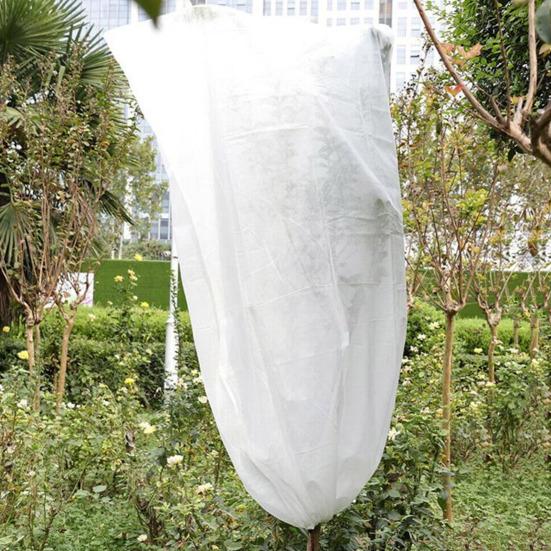 Защитное зимнее покрывало для растений с защитой от холода и мороза с регулируемым шнурком