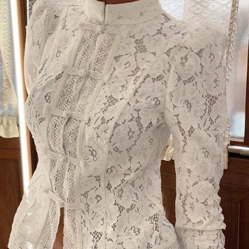 Рубашка в европейском и американском стиле с кружевом и застежкой на пуговицы-лягушки - Воротник-стойка, Приталенный силуэт, Универсальный и дышащий топ, 2025.