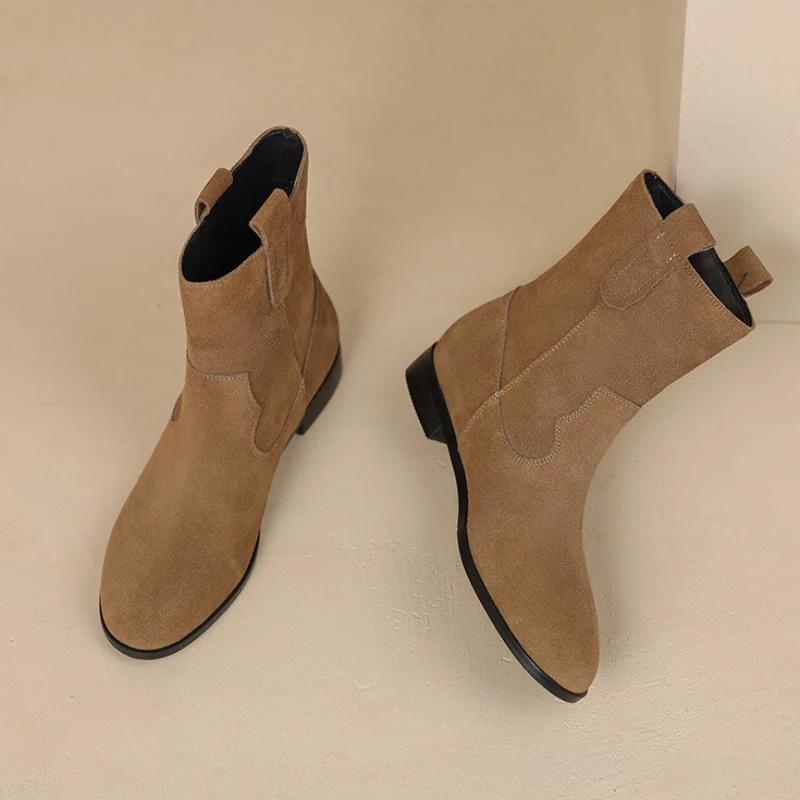 Модные винтажные ботильоны из искусственной замши со складками для женщин 2024 года, теплые плюшевые короткие ботинки на плоской подошве, женские ковбойские ботинки без застежек