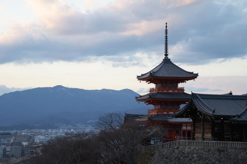 Canon IS STM Canon RF-S18-150mm F3.5-6.3